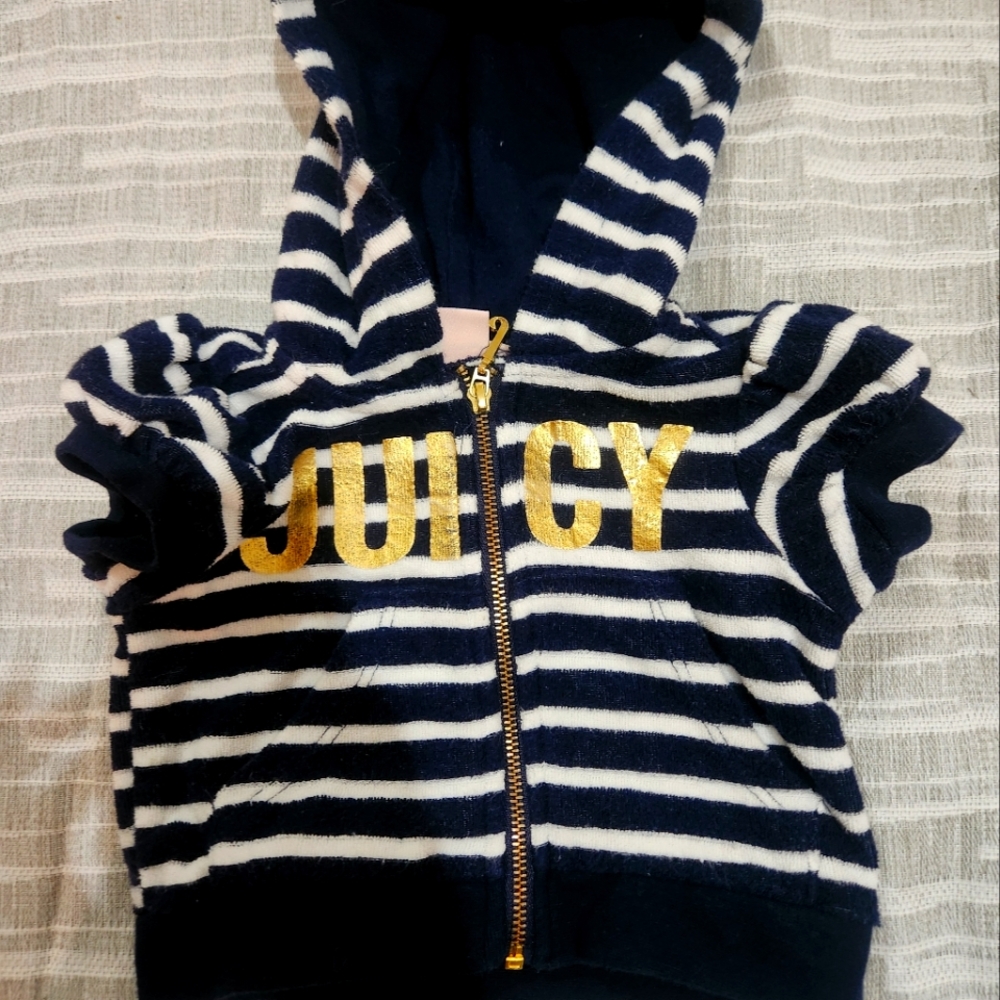Juicy cutour sleeveless sweater